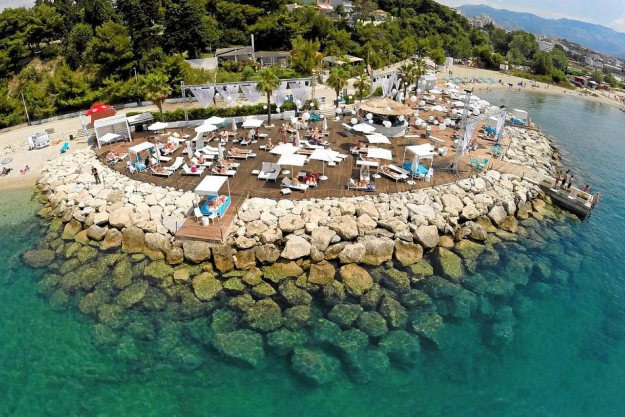 Near Beach Apartment Reno With Private Parking Split Extérieur photo
