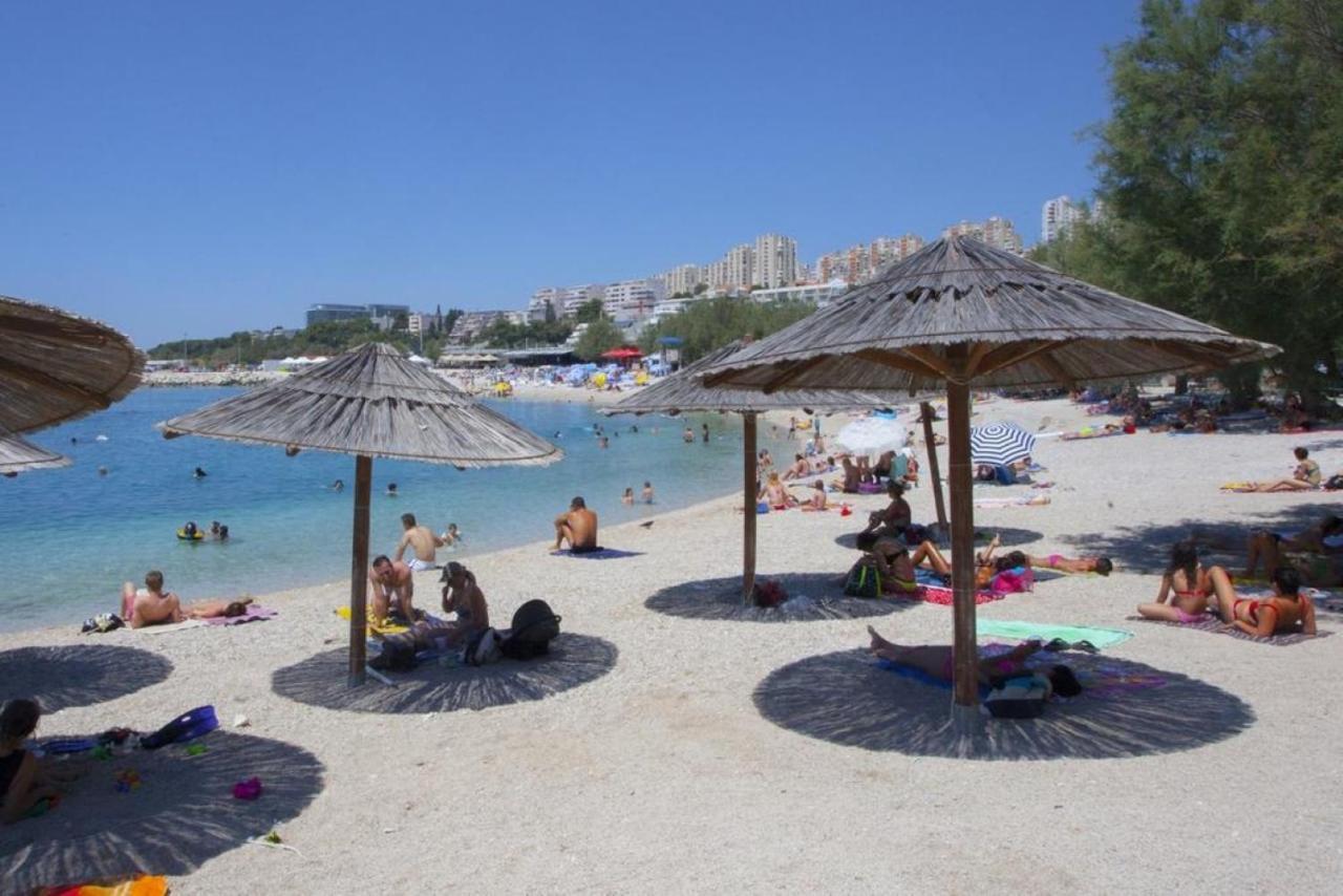 Near Beach Apartment Reno With Private Parking Split Extérieur photo