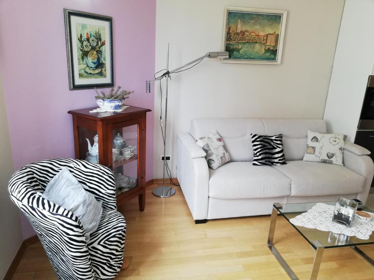 Near Beach Apartment Reno With Private Parking Split Extérieur photo