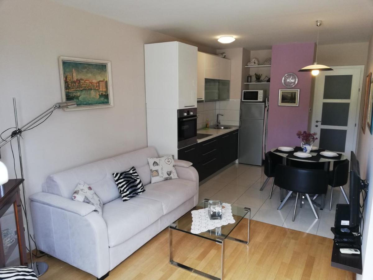 Near Beach Apartment Reno With Private Parking Split Extérieur photo