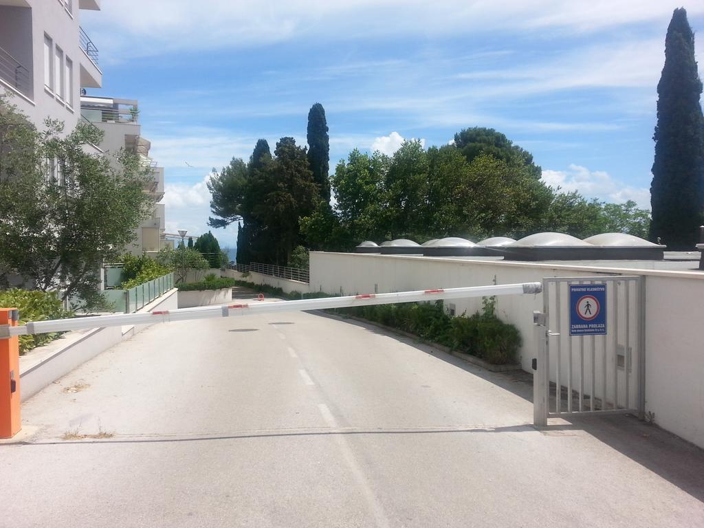 Near Beach Apartment Reno With Private Parking Split Extérieur photo