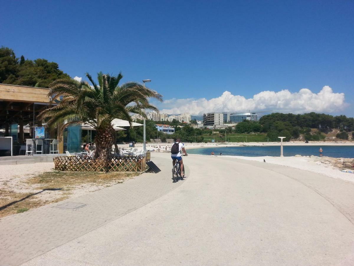 Near Beach Apartment Reno With Private Parking Split Extérieur photo