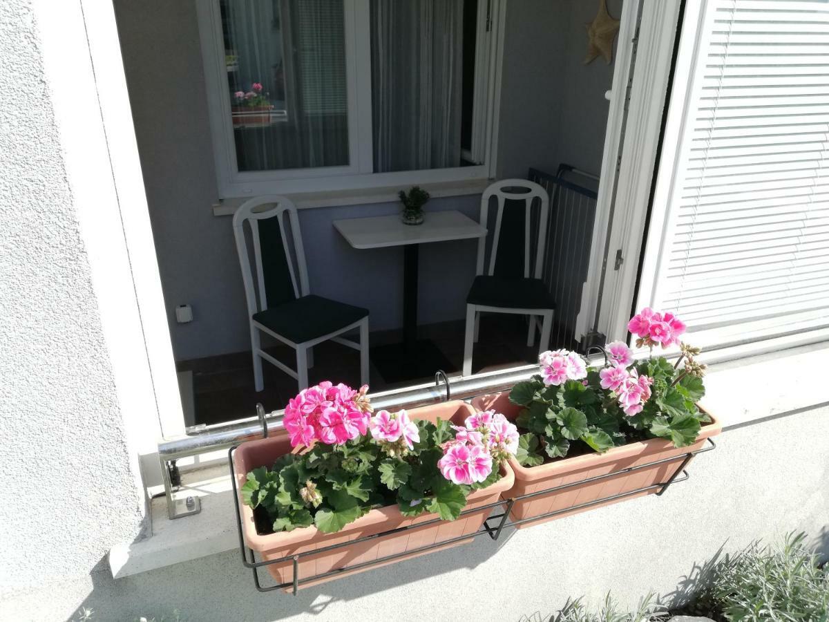 Near Beach Apartment Reno With Private Parking Split Extérieur photo