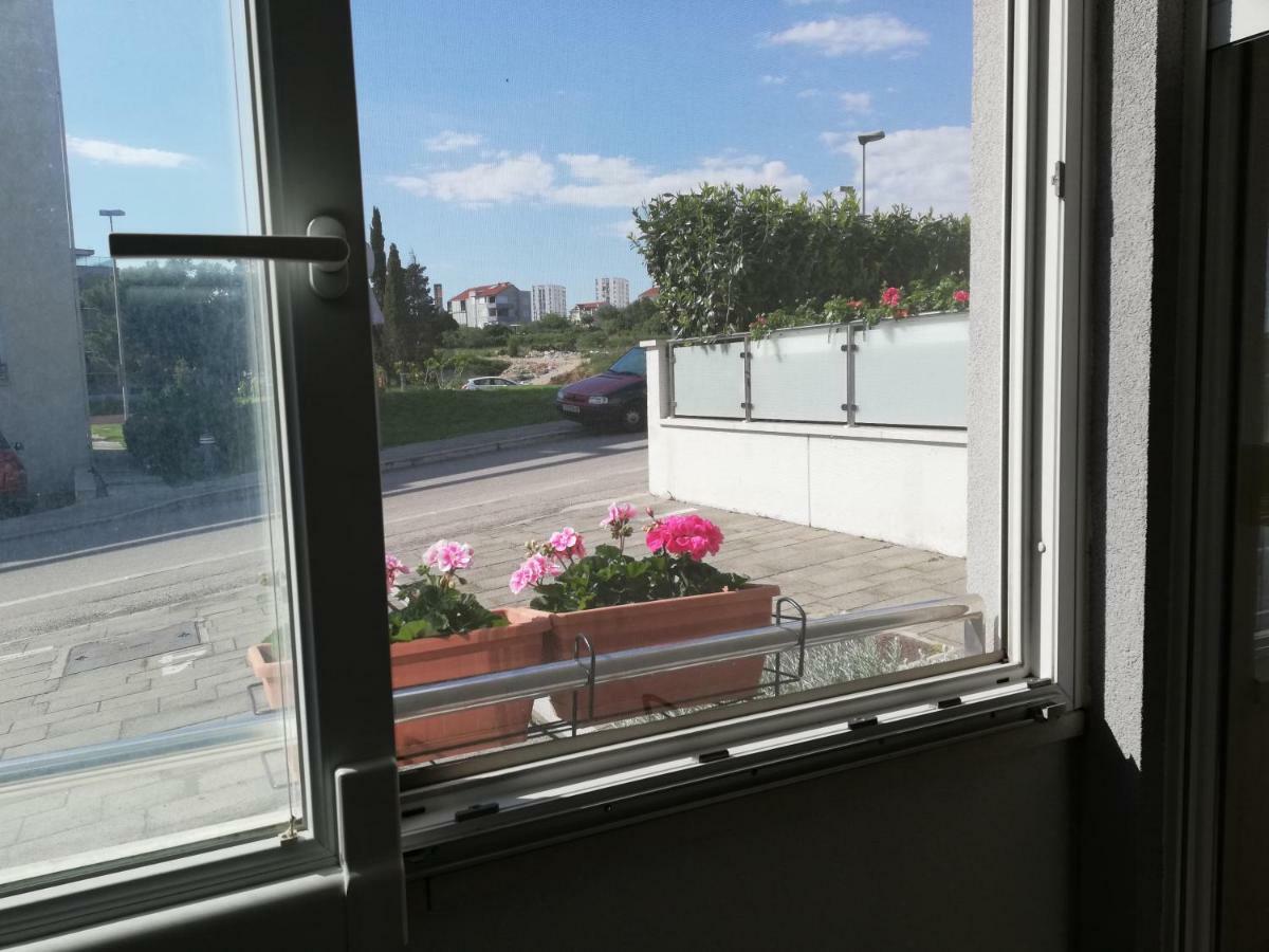 Near Beach Apartment Reno With Private Parking Split Extérieur photo