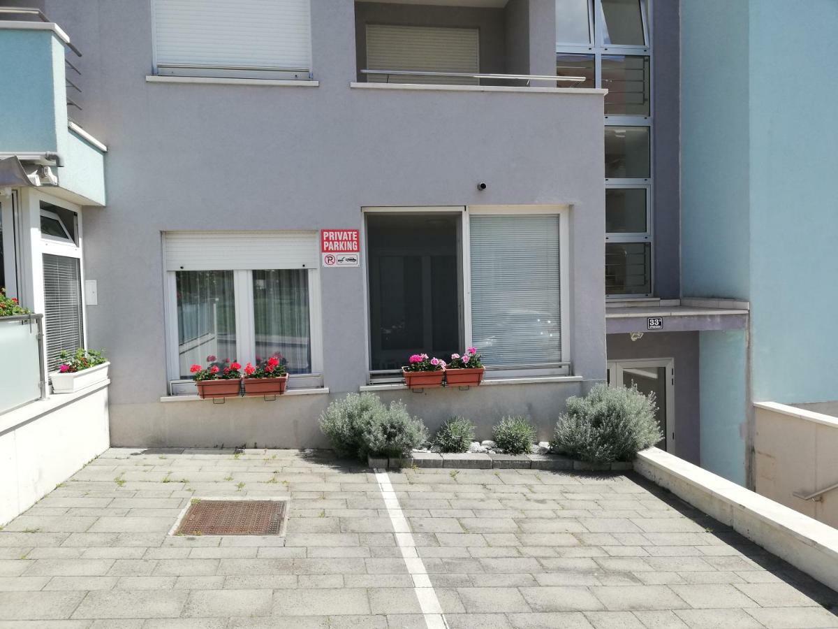 Near Beach Apartment Reno With Private Parking Split Extérieur photo